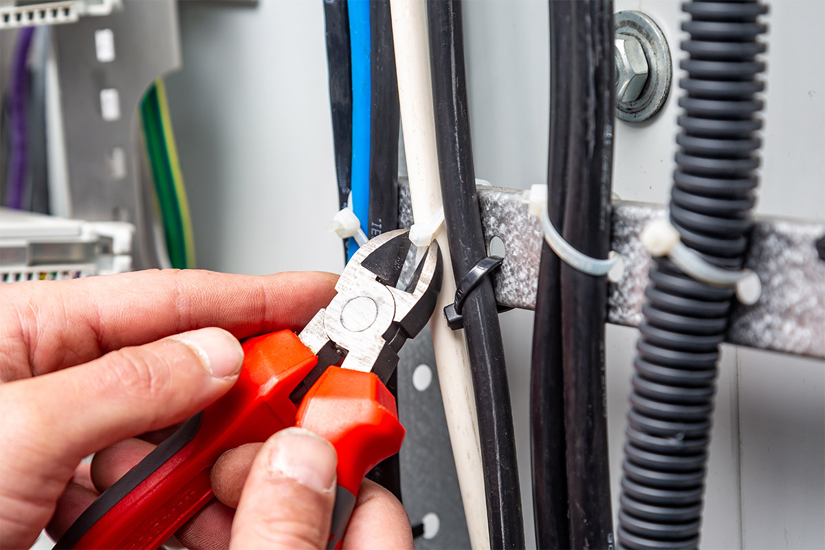 Wires Seperated by Cable Ties